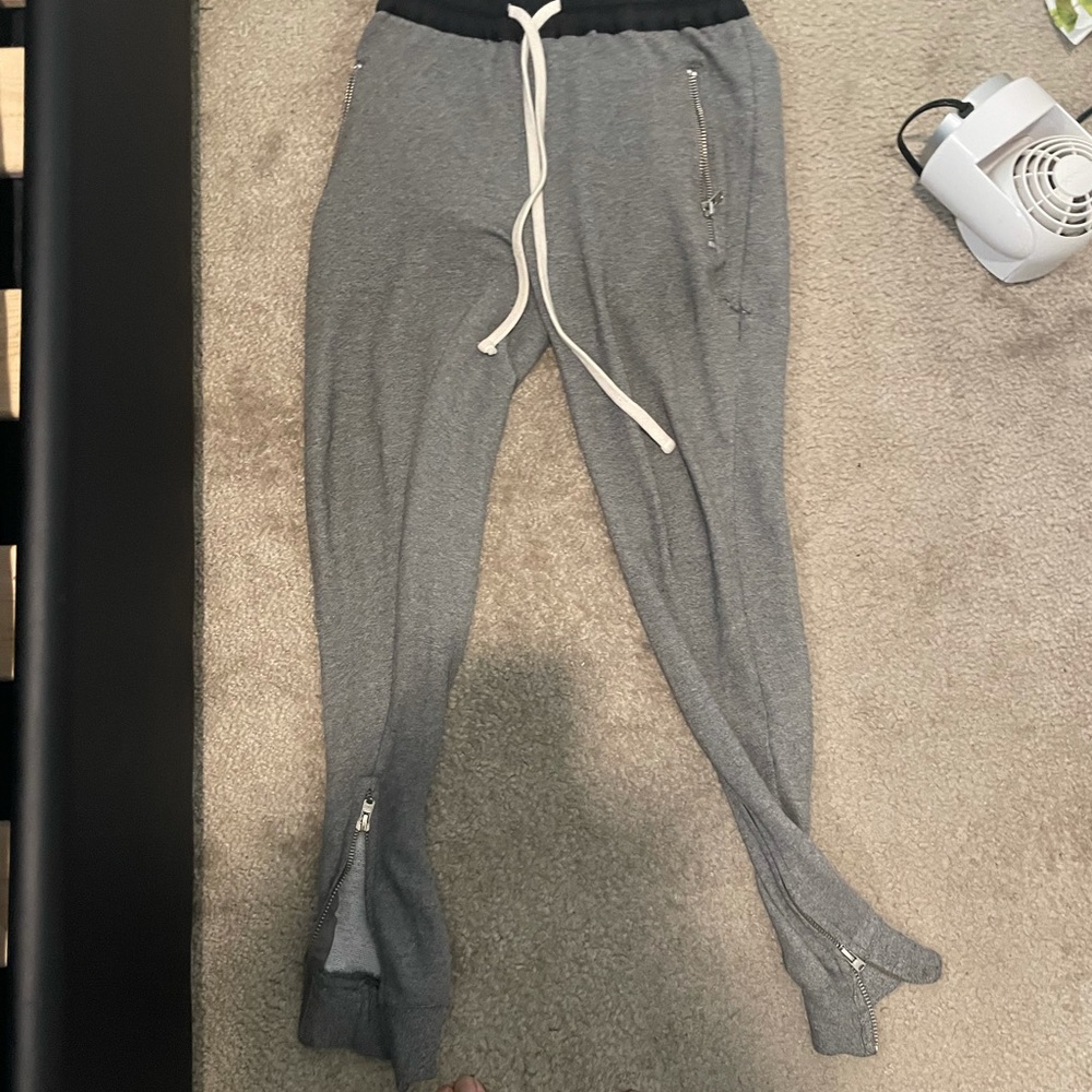 Mnml sweatpants